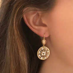 Angelique round sleeper earrings - white