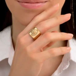 Farah wide adjustable ring - gold