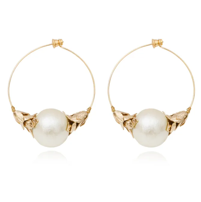 Lucy hoop earrings - white