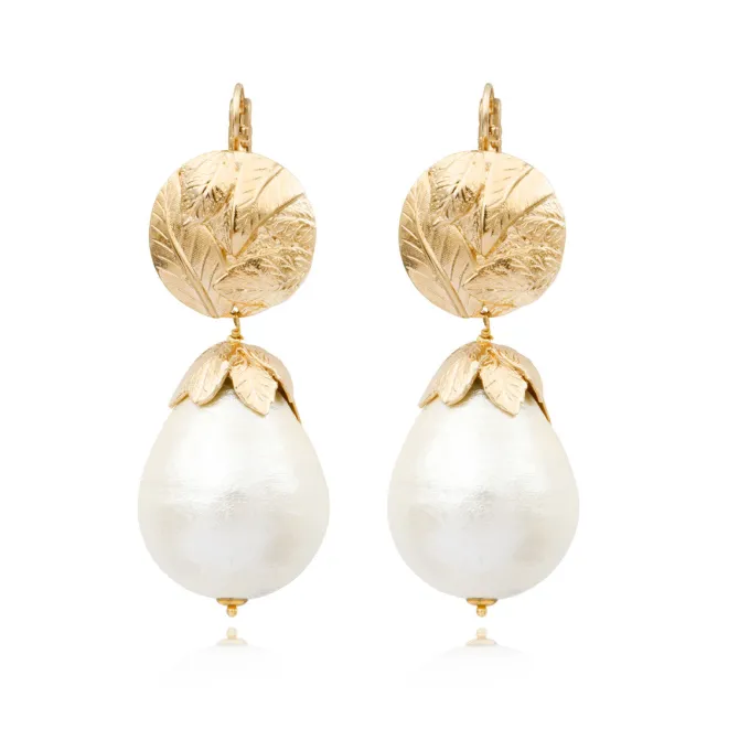 Lucy thin sleeper earrings - white