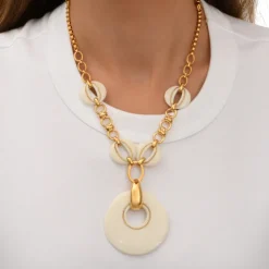 Masseria long chain necklace - white