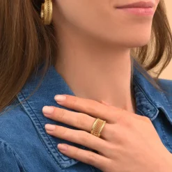 Noor adjustable ring in openwork metal - gold