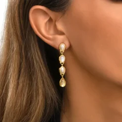 Oceane long pierced stud earrings – white