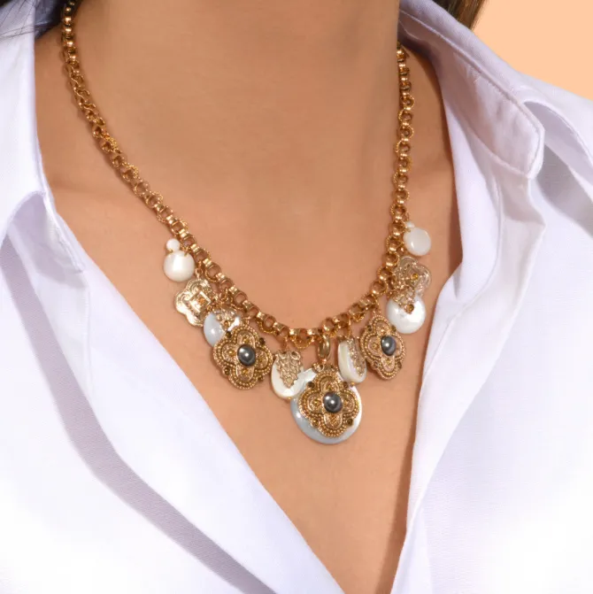 Positano medallion chain necklace - white