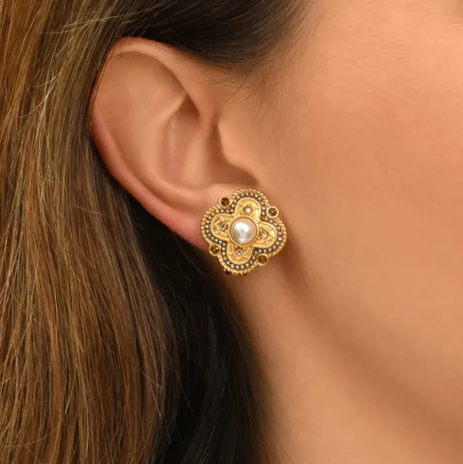 Positano thin clip-on earrings - grey mother-of-pearl